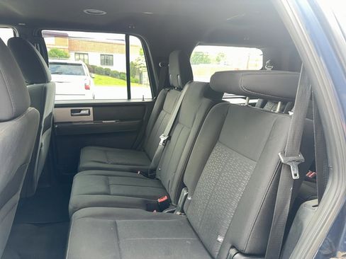 Used 2017 Ford Expedition XLT AWD/4WD image 13