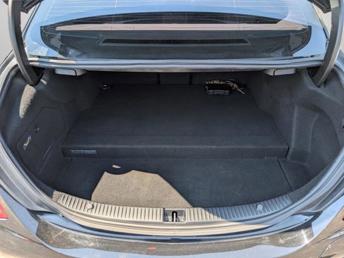 Used 2017 Mercedes-Benz C 350e Sedan image 13