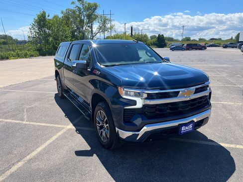 Used 2022 Chevrolet Silverado 1500 LT AWD/4WD image 8
