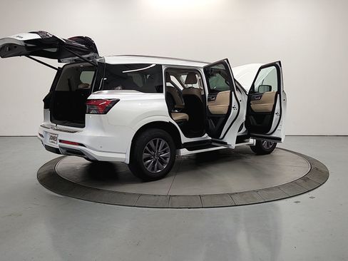 Used 2026 INFINITI QX80 Pure w/ Cargo Package RWD image 13