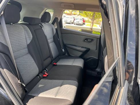 Used 2021 Nissan Rogue S FWD image 28