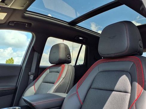 New 2027 Chevrolet Equinox RS w/ Safety and Technology Package AWD/4WD image 17