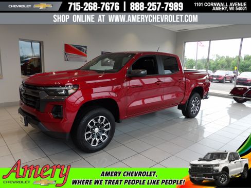 Used 2024 Chevrolet Colorado LT w/ LT Convenience Package III AWD/4WD image 1