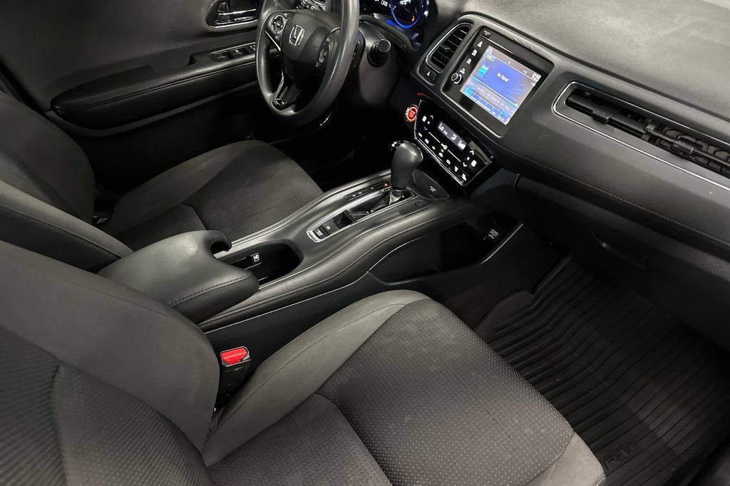 Used 2019 Honda HR-V EX image 18
