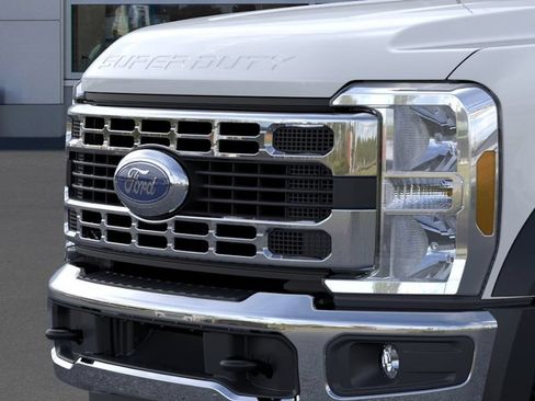 New 2026 Ford F550 4x4 Regular Cab Super Duty image 17
