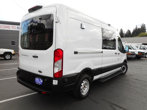 Used 2019 Ford Transit 250 148 Medium Roof RWD image 9