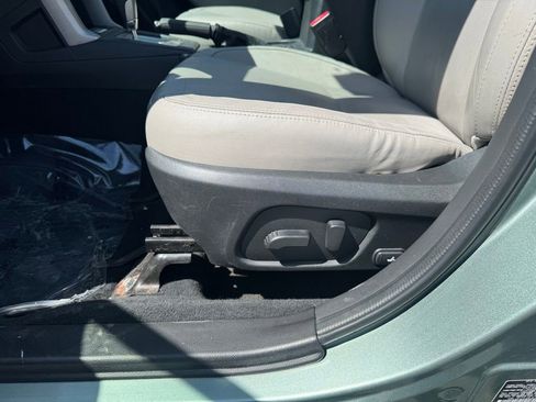 Used 2018 Subaru Forester 2.5i Limited AWD/4WD image 5