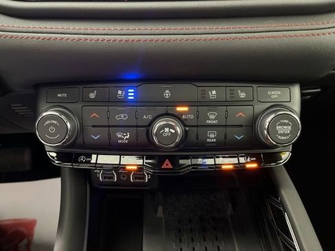 Used 2026 Dodge Durango GT image 34