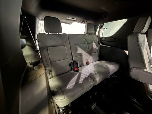 Certified 2025 GMC Yukon Elevation image 14