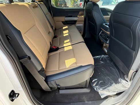 New 2026 Ford F250 Lariat w/ Lariat Premium Package AWD/4WD image 17