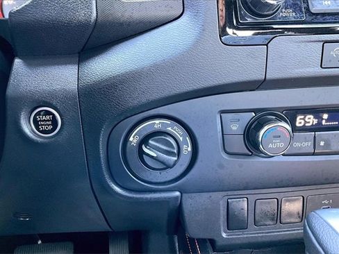 Certified 2024 Nissan Frontier PRO-4X w/ Off-Road Protection Package image 24