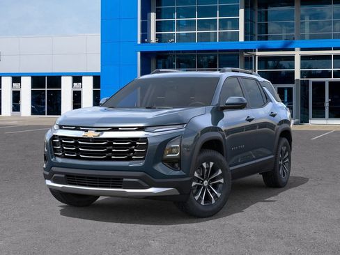 New 2026 Chevrolet Equinox LT w/ Convenience Package II image 6