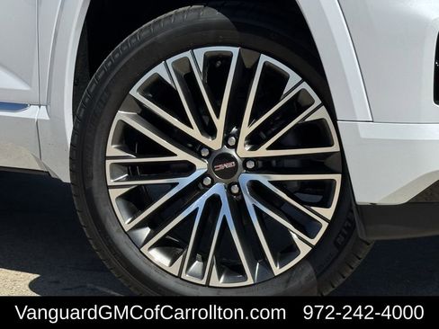 New 2026 GMC Terrain Denali w/ LPO, Floor Liner Package image 24