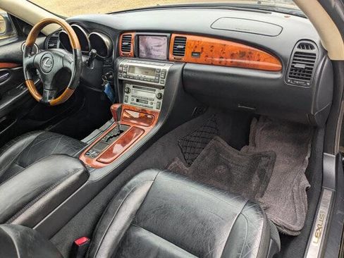 Used 2002 Lexus SC 430 Convertible image 33