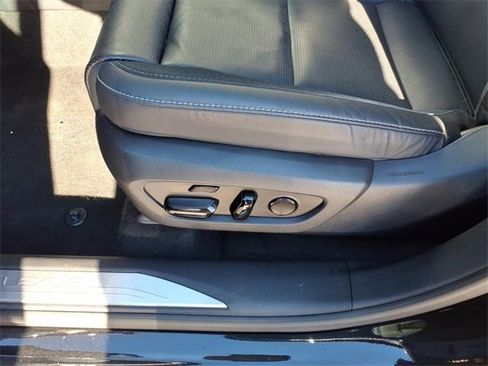 Used 2024 Lexus RX 350 w/ Convenience Package image 4