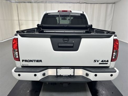 Used 2020 Nissan Frontier SV w/ Midnight Edition Floor Mats image 20