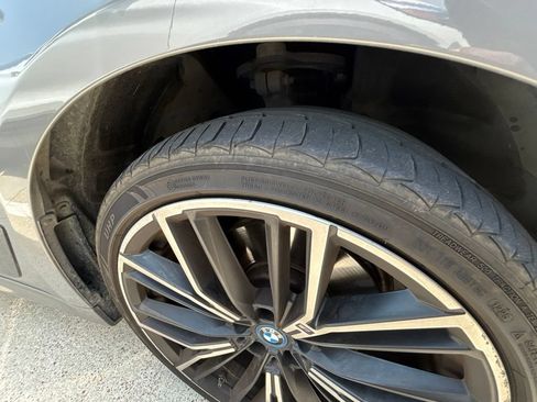 Used 2022 BMW 530e w/ Premium Package RWD image 12