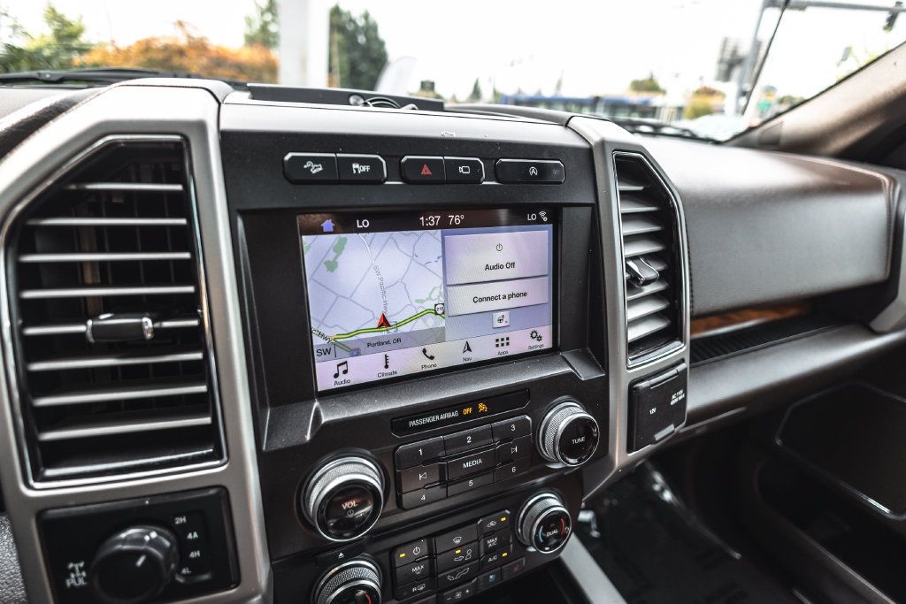 Used 2018 Ford F150 King Ranch w/ Equipment Group 601A Luxury AWD/4WD image 14