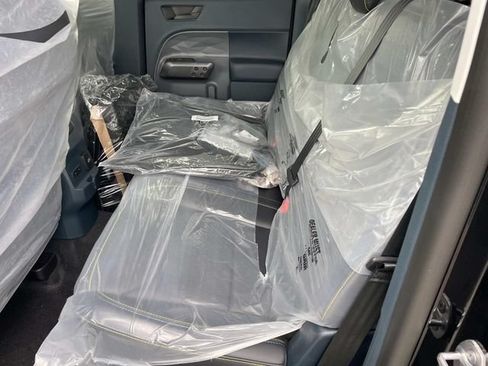 New 2026 Ford Maverick Lobo AWD/4WD image 7