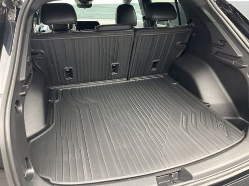 Used 2026 Chevrolet Equinox EV LT w/ Convenience Package II image 20