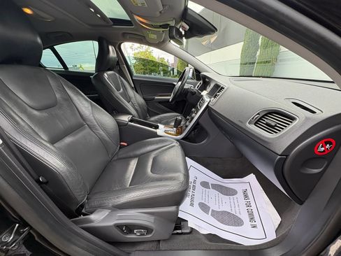 Used 2012 Volvo S60 T5 FWD image 22