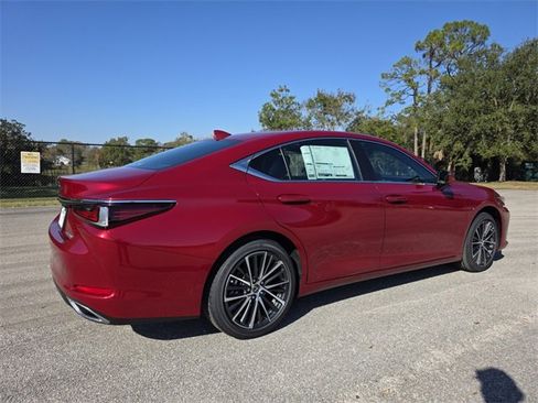 New 2025 Lexus ES 350 350 image 3