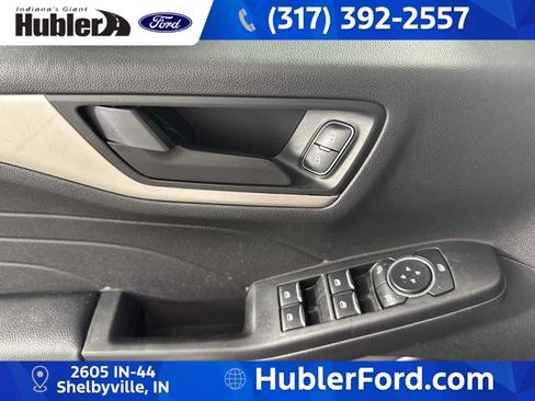 Used 2022 Ford Escape SE FWD image 11