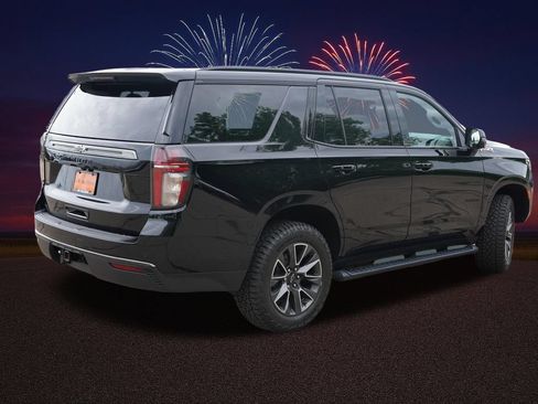 Used 2021 Chevrolet Tahoe Z71 w/ Z71 Signature Package AWD/4WD image 5