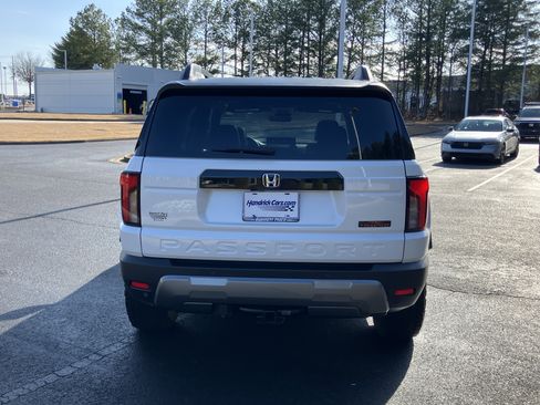 Used 2026 Honda Passport TrailSport Elite image 9
