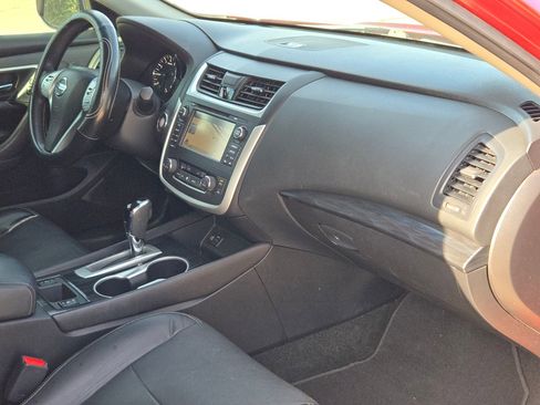 Used 2016 Nissan Altima 2.5 SL w/ 2.5 Technology w/LED Package image 30