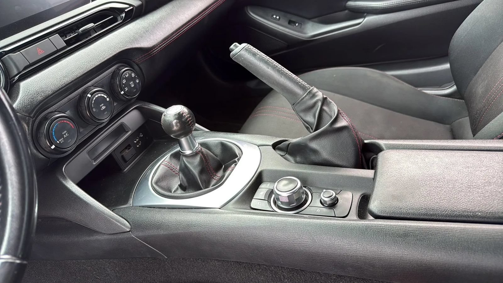 Used 2016 MAZDA MX-5 Miata Club w/ Brembo/BBS Package RWD image 57