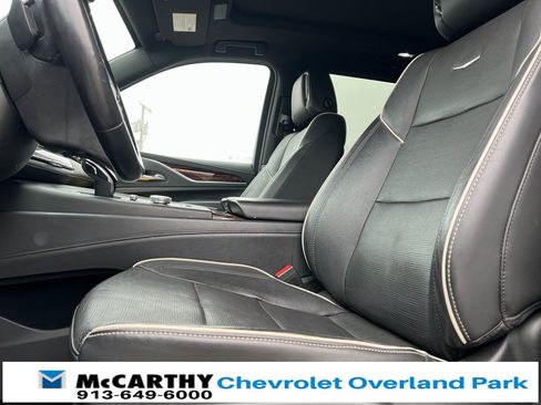 Used 2022 Cadillac Escalade Premium Luxury w/ Performance Package image 10