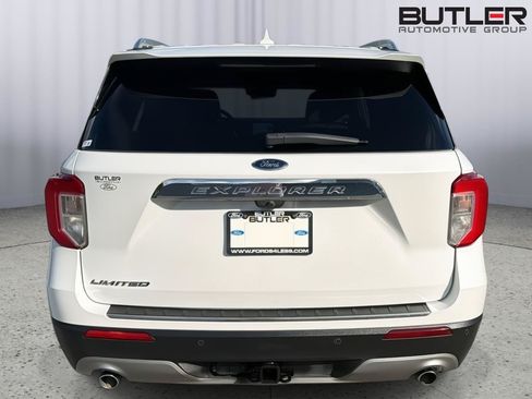 Used 2021 Ford Explorer Limited w/ Equipment Group 301A RWD image 5