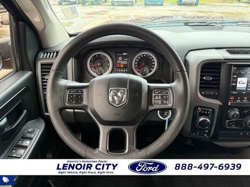 Used 2019 RAM 1500 Express w/ Wheel & Sound Group AWD/4WD image 15
