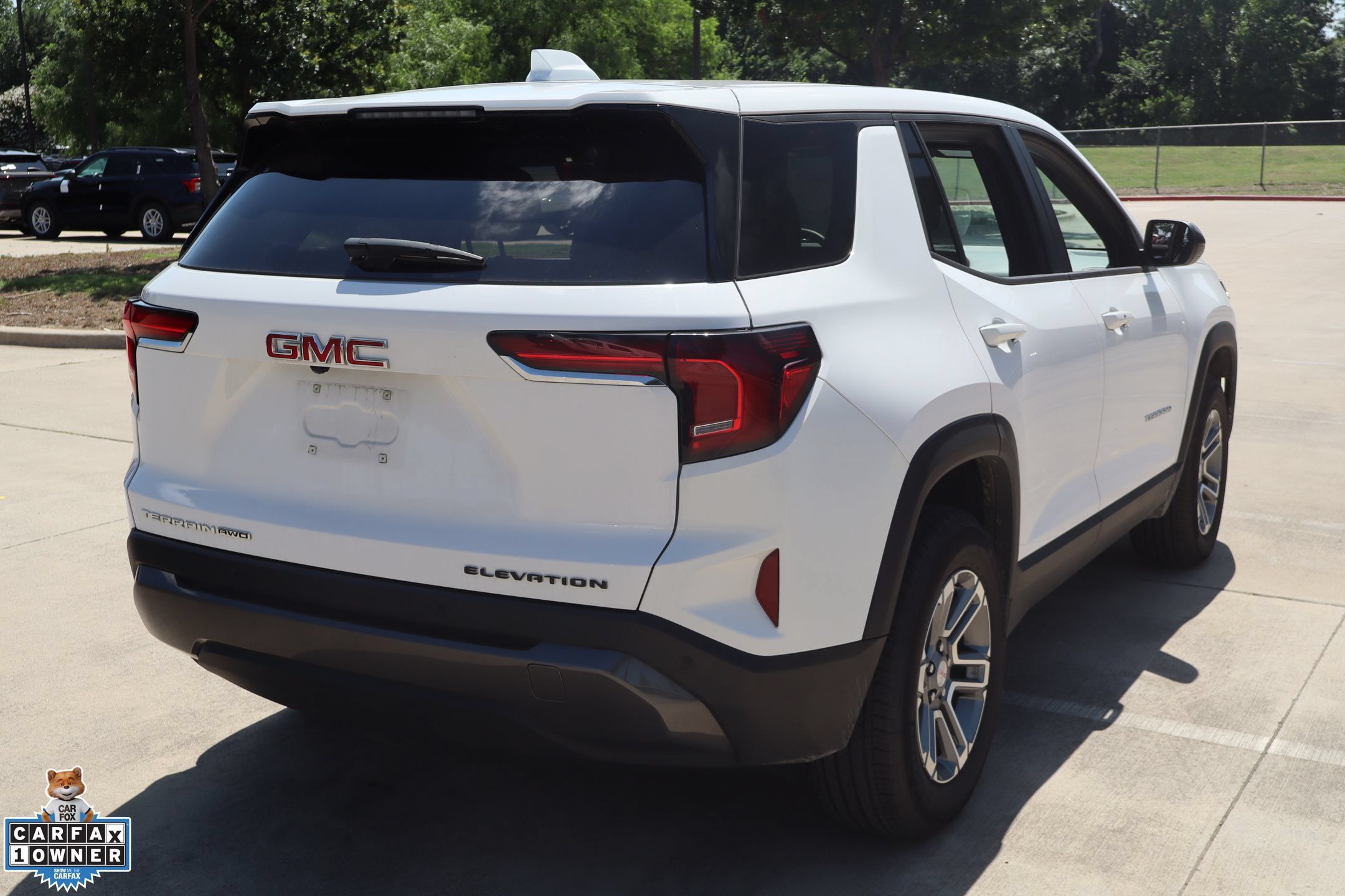 Used 2026 GMC Terrain Elevation AWD/4WD image 3