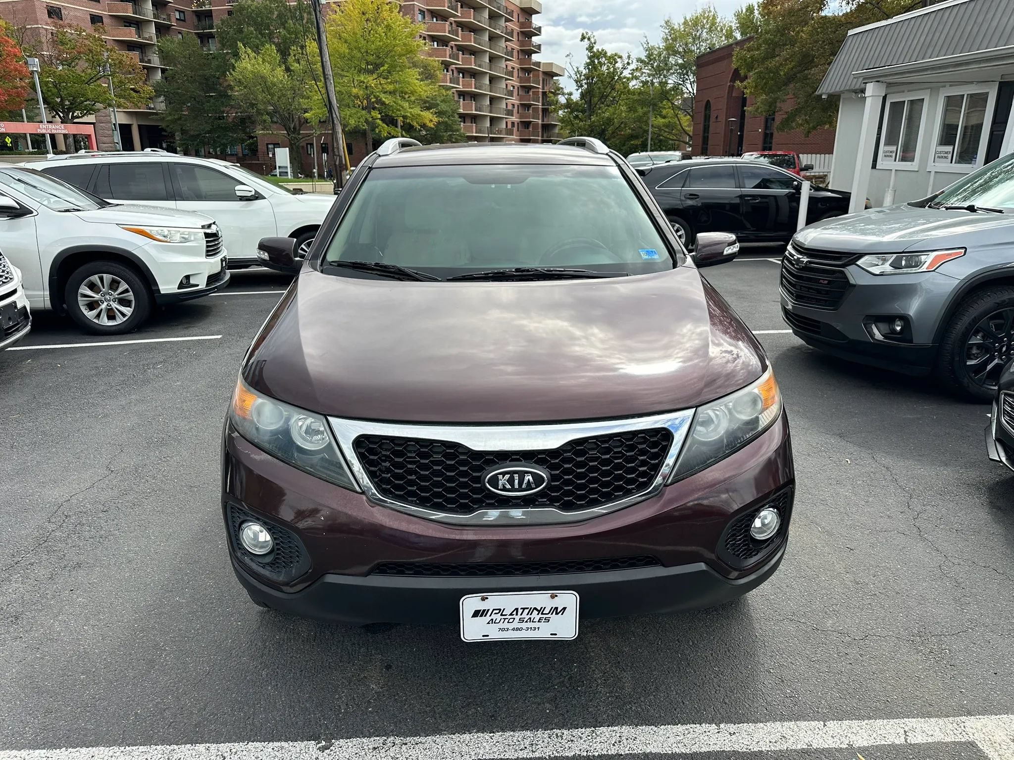 Used 2013 Kia Sorento LX w/ Convenience Pkg FWD image 2