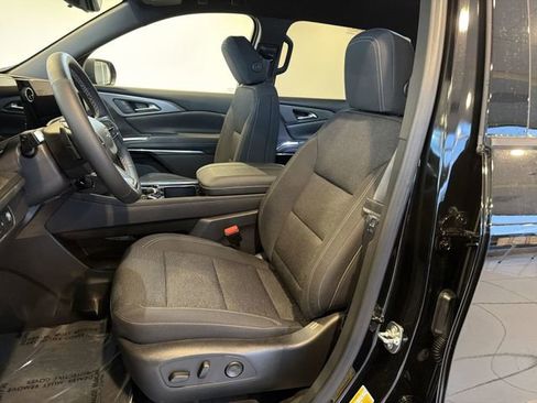 New 2026 Chevrolet Traverse LT w/ Midnight/Sport Edition FWD image 22