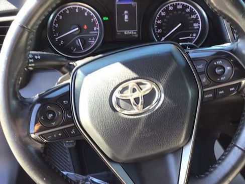 Used 2022 Toyota Camry SE image 20