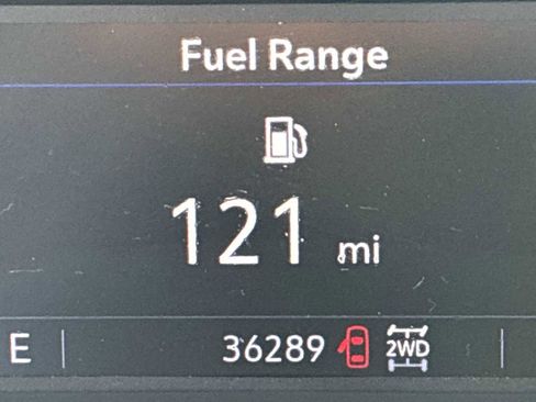 Certified 2024 Cadillac XT6 Sport image 12