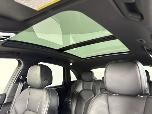Certified 2024 Porsche Macan S w/ Premium Plus Package AWD/4WD image 41
