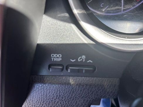 Used 2021 Toyota Camry LE image 45