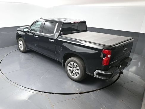 Used 2021 Chevrolet Silverado 1500 LTZ w/ LTZ Premium Package AWD/4WD image 47