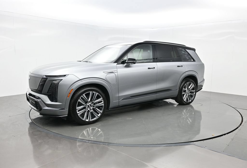 Used 2026 Cadillac Vistiq Platinum w/ LPO, Floor Liner Package AWD/4WD image 2