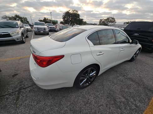Used 2014 INFINITI Q50 Sport w/ Technology Package image 11