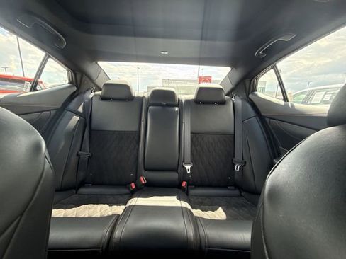 Used 2022 Nissan Maxima SR w/ Sport Mat Group FWD image 22