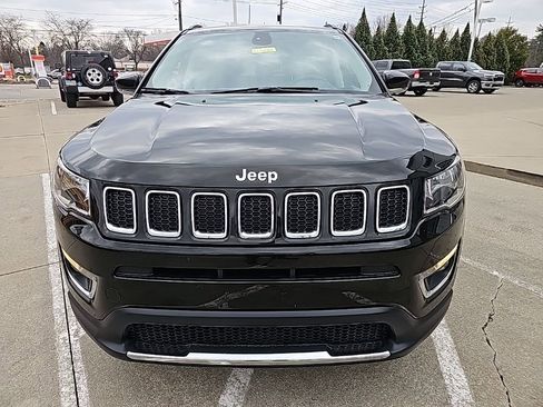 Used 2019 Jeep Compass Limited w/ Safety & Security Group image 4