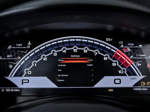 Used 2020 Nissan GT-R Premium AWD/4WD image 26