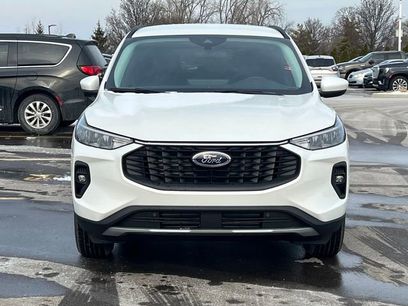 New 2026 Ford Escape SE