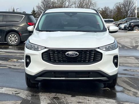 New 2026 Ford Escape SE FWD image 2