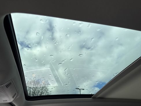 New 2026 Volkswagen Atlas SE image 10